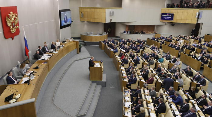Putin parla alla Duma, il parlamento russo